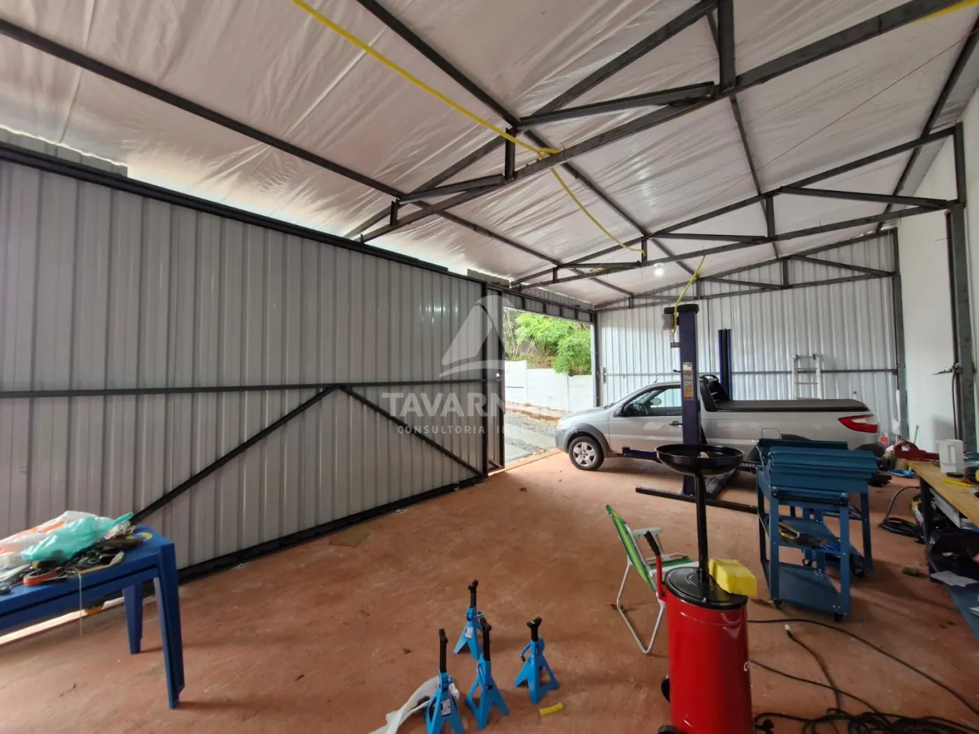 Alugar Comercial / Barracão em Ponta Grossa R$ 3.000,00 - Foto 5