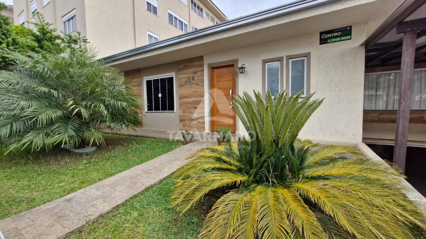 Alugar Casa / Padrão em Ponta Grossa R$ 3.700,00 - Foto 2