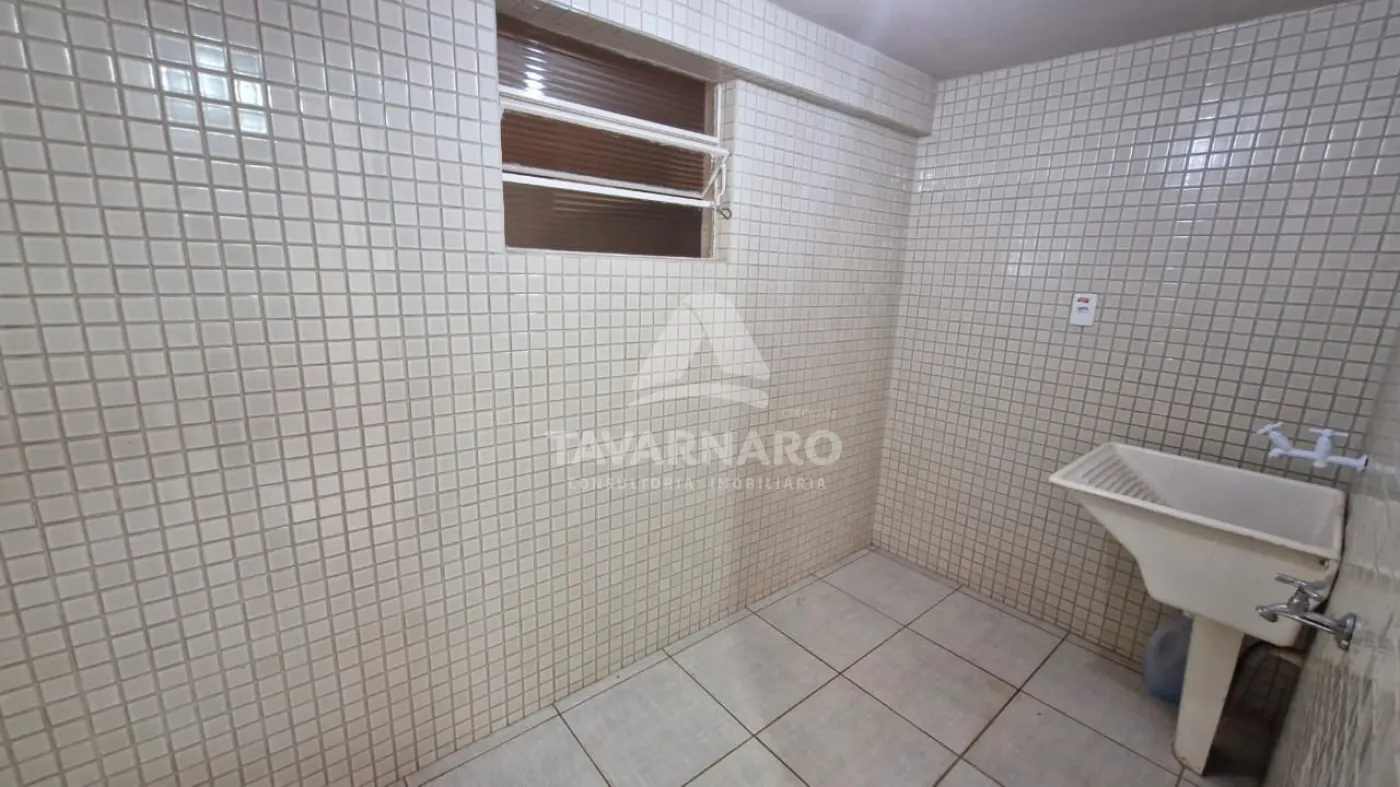 Alugar Casa / Padrão em Ponta Grossa R$ 3.700,00 - Foto 30