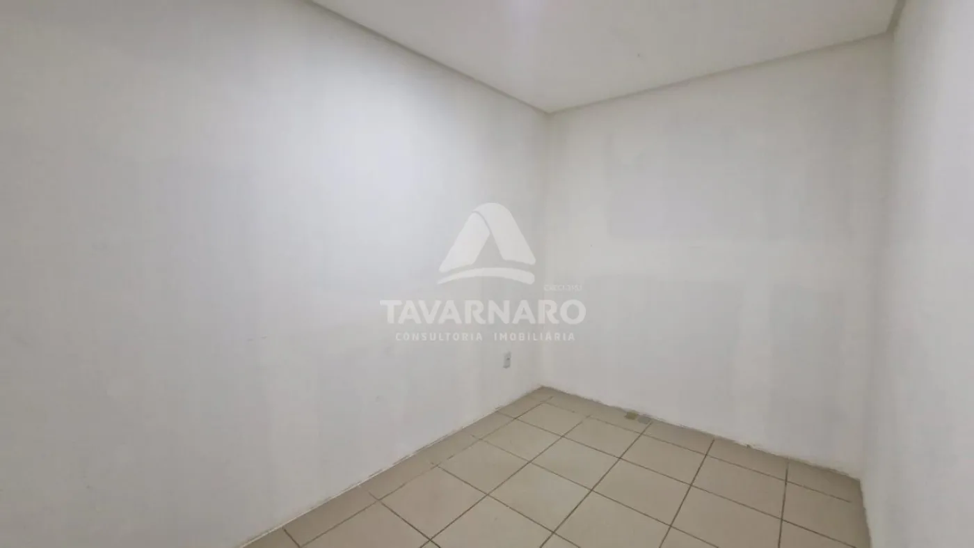Alugar Comercial / Casa em Ponta Grossa R$ 3.500,00 - Foto 11