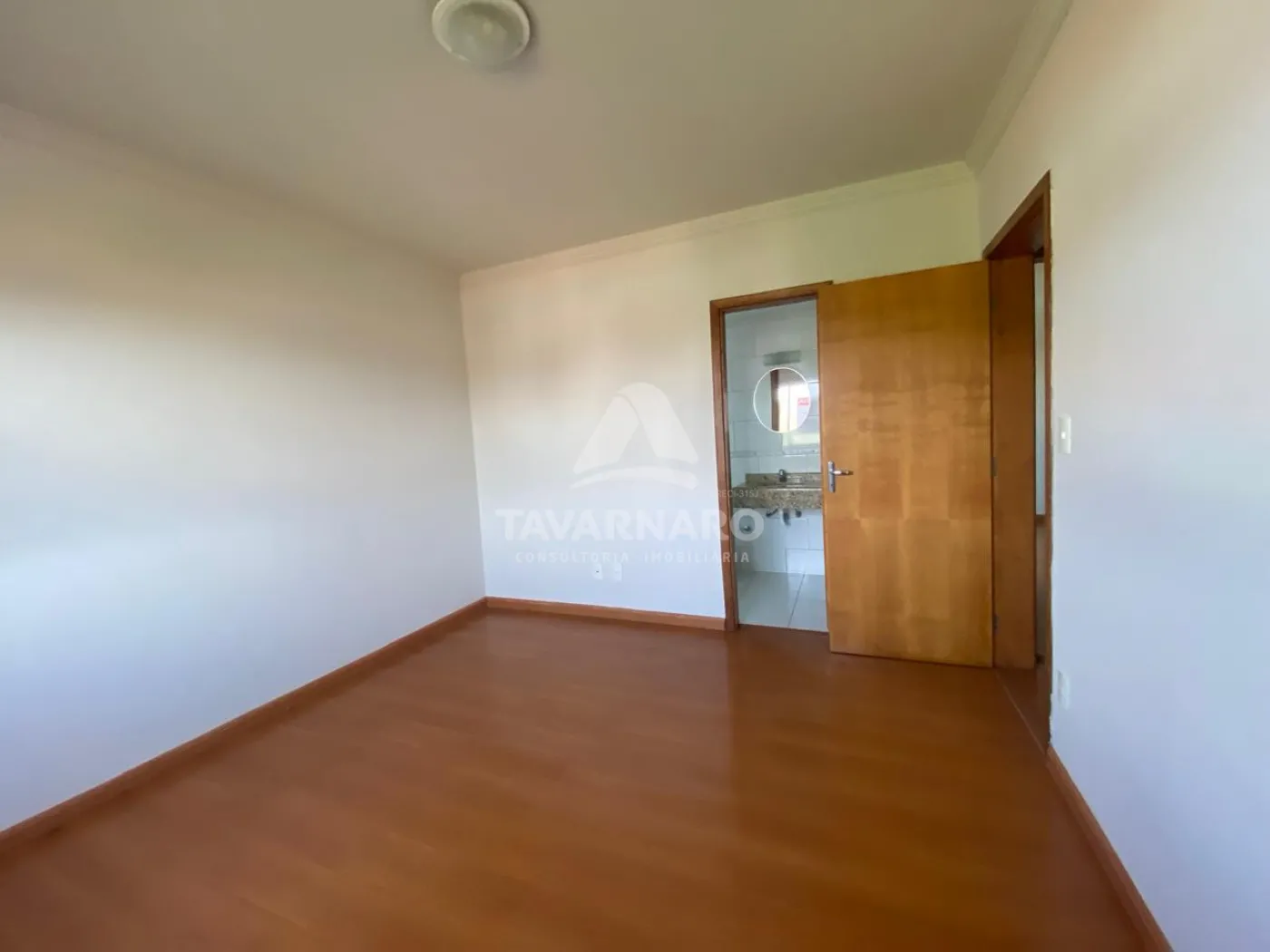 Alugar Apartamento / Padrão em Ponta Grossa R$ 1.600,00 - Foto 8