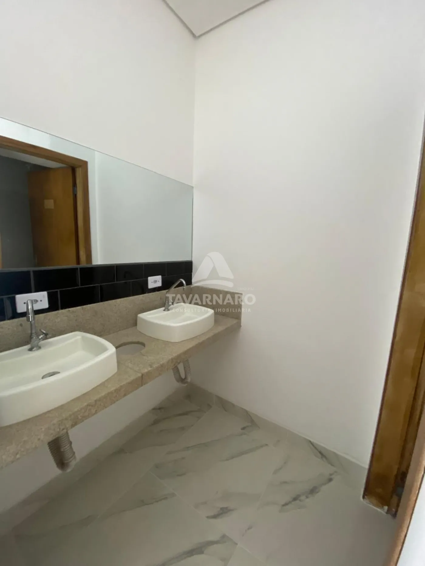 Alugar Comercial / Loja em Ponta Grossa R$ 6.700,00 - Foto 7