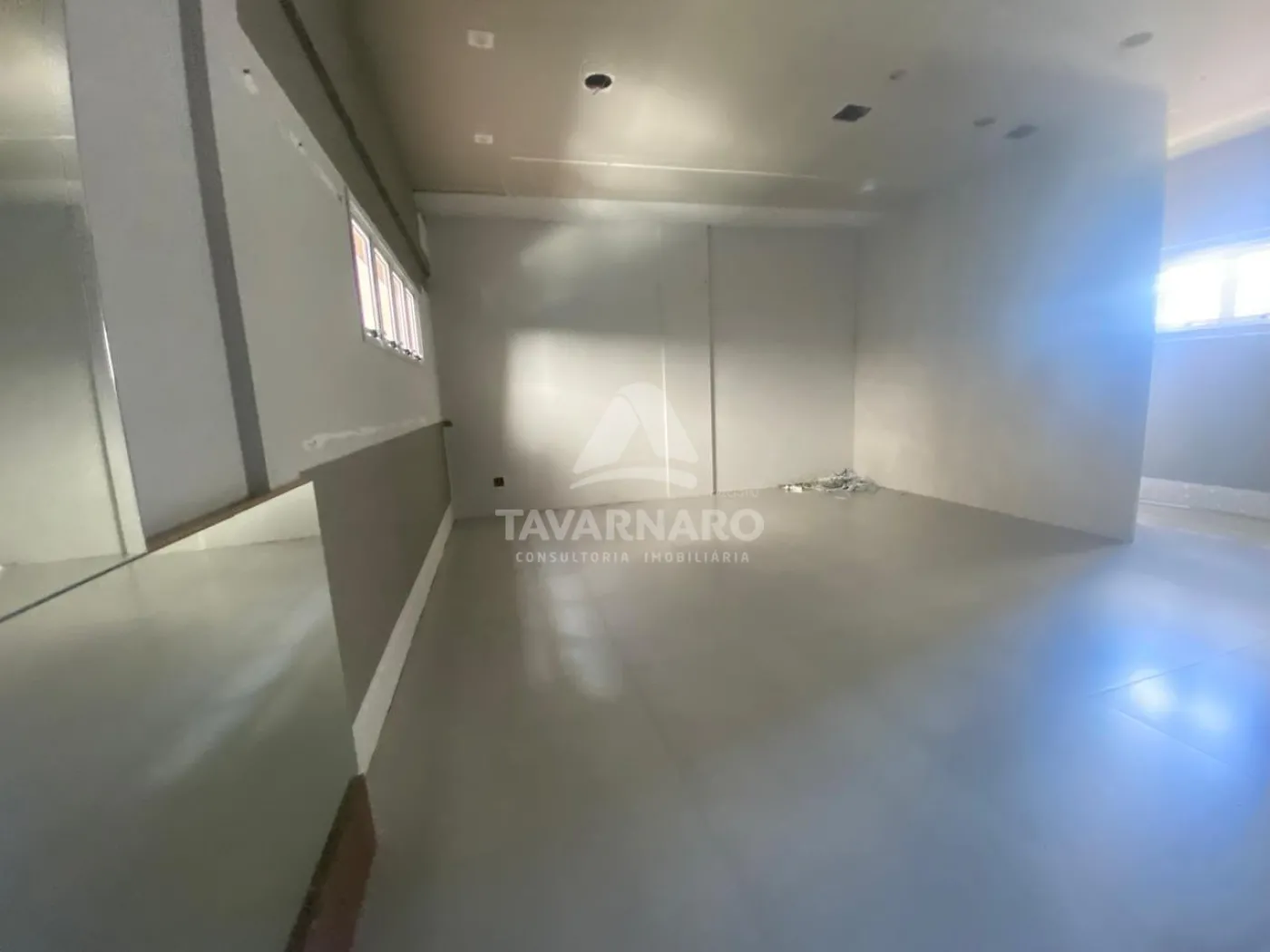 Alugar Comercial / Loja em Ponta Grossa R$ 9.500,00 - Foto 14