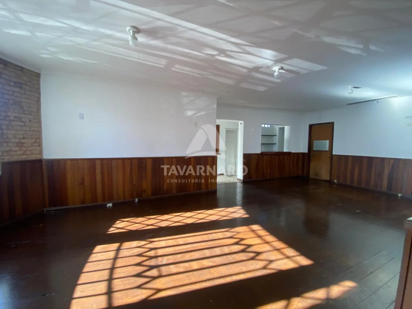 Alugar Comercial / Loja em Ponta Grossa R$ 5.700,00 - Foto 9
