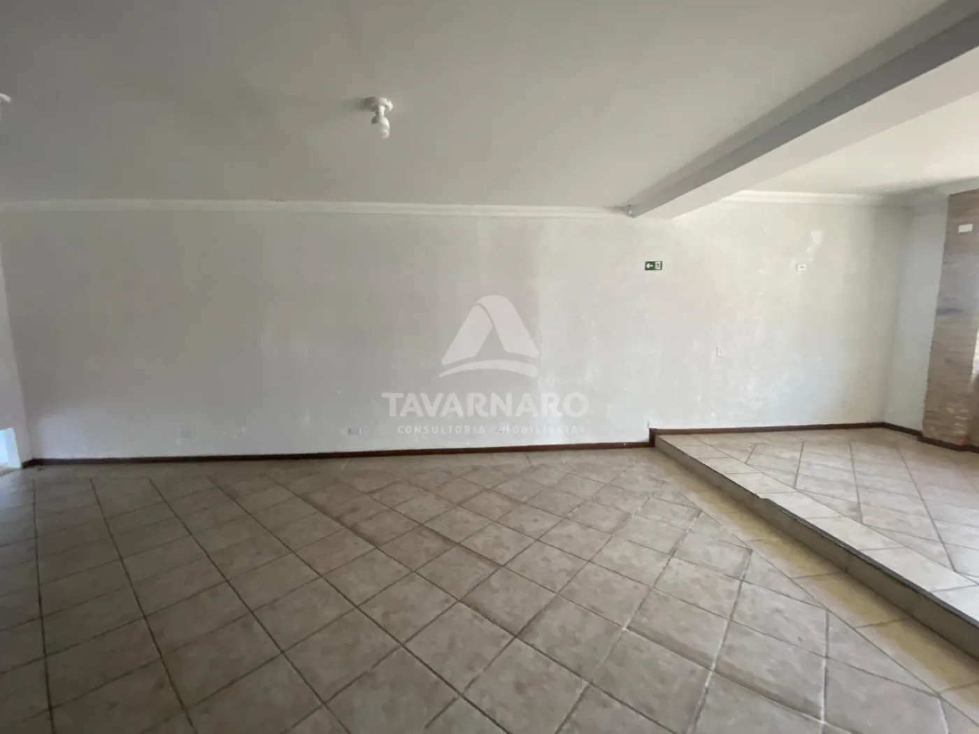 Alugar Comercial / Loja em Ponta Grossa R$ 5.700,00 - Foto 11