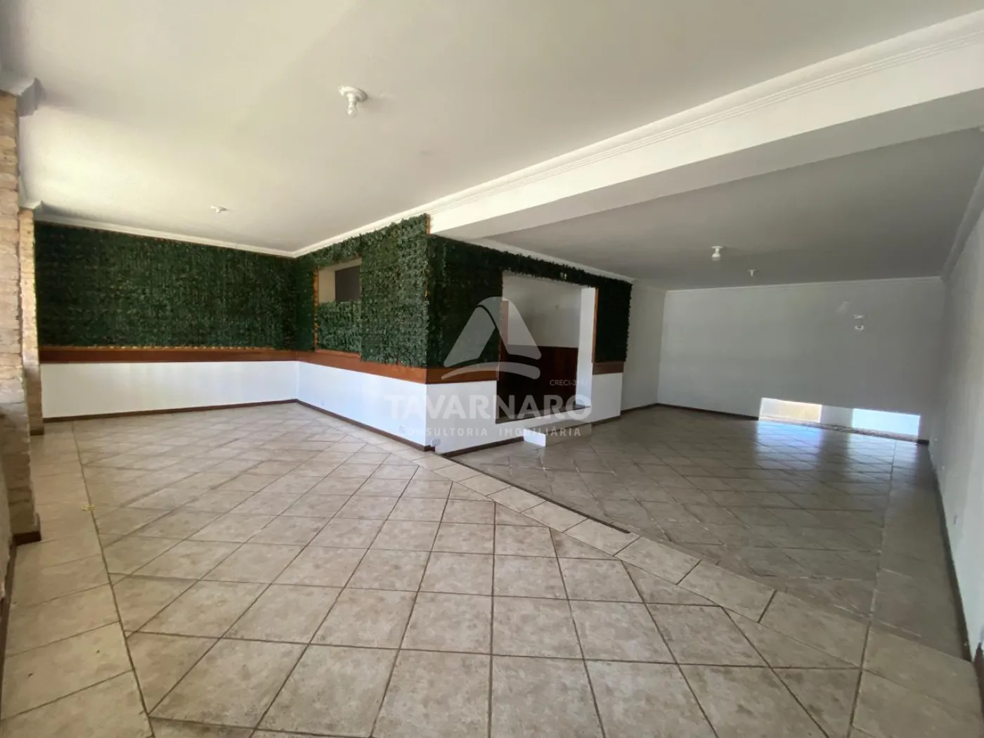 Alugar Comercial / Loja em Ponta Grossa R$ 5.700,00 - Foto 14