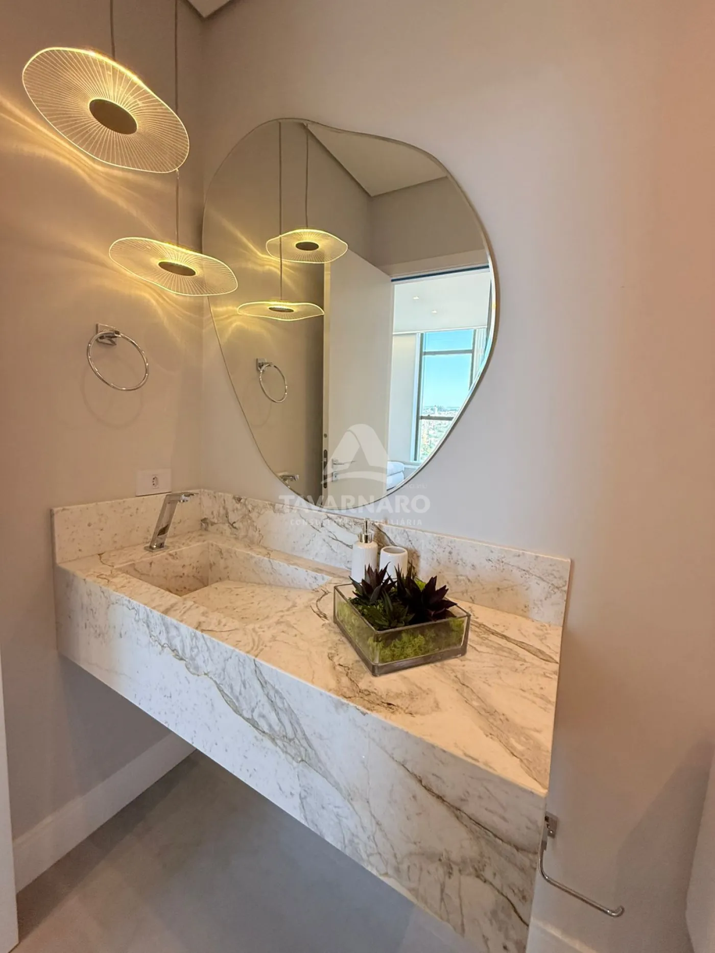 Alugar Apartamento / Padrão em Ponta Grossa R$ 10.000,00 - Foto 17