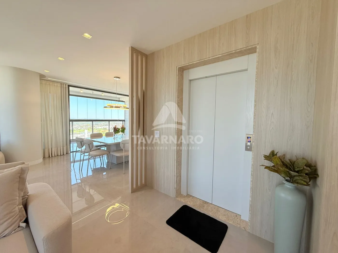 Alugar Apartamento / Padrão em Ponta Grossa R$ 10.000,00 - Foto 3