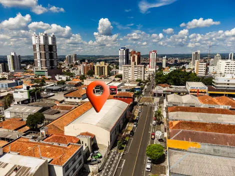 Alugar Comercial / Barracão em Ponta Grossa. apenas R$ 24.000,00