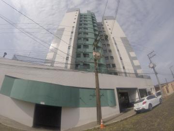 Alugar Apartamento / Padrão em Ponta Grossa. apenas R$ 1.800,00