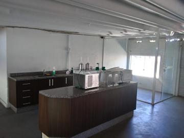 Alugar Comercial / Barracão em Ponta Grossa R$ 8.000,00 - Foto 9 Alugar Comercial / Barracão em Ponta Grossa R$ 8.000,00 - Foto 9