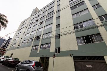 Alugar Apartamento / Padrão em Ponta Grossa. apenas R$ 700,00