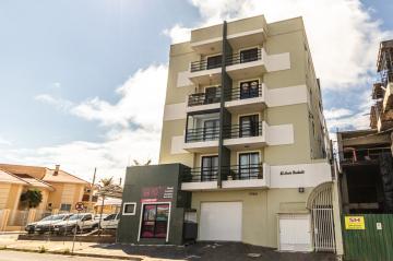 Alugar Apartamento / Padrão em Ponta Grossa. apenas R$ 1.600,00