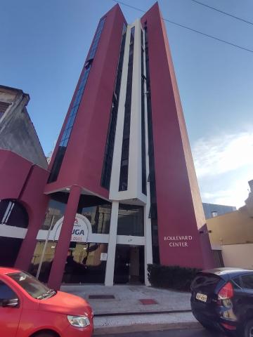 Alugar Comercial / Sala Condomínio em Ponta Grossa. apenas R$ 850,00