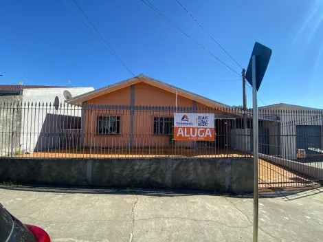 Alugar Casa / Padrão em Ponta Grossa. apenas R$ 1.500,00
