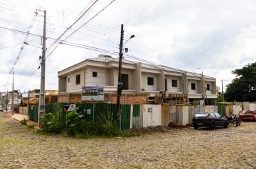 Alugar Casa / Sobrado / Condomínio em Ponta Grossa. apenas R$ 345.000,00