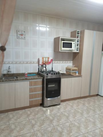 Alugar Casa / Padrão em Ponta Grossa. apenas R$ 195.000,00