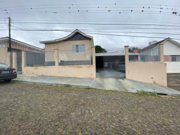 Alugar Casa / Padrão em Ponta Grossa. apenas R$ 380.000,00