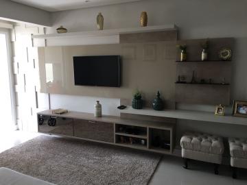 Alugar Apartamento / Padrão em Ponta Grossa. apenas R$ 780.000,00