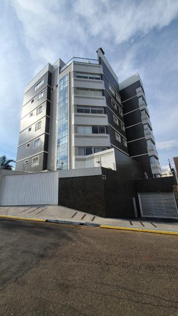 Alugar Apartamento / Padrão em Ponta Grossa. apenas R$ 580.000,00