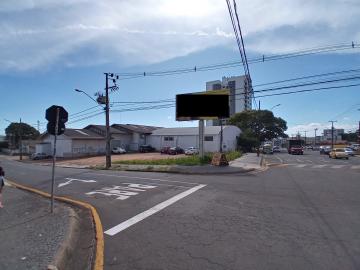 Terreno de esquina para locação na Balduíno Taques