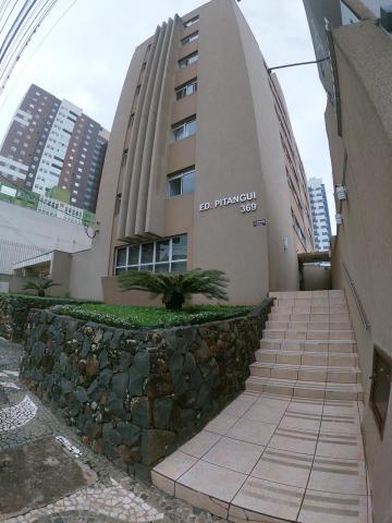 Alugar Apartamento / Padrão em Ponta Grossa. apenas R$ 1.000,00