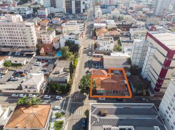 Esquina no Centro.