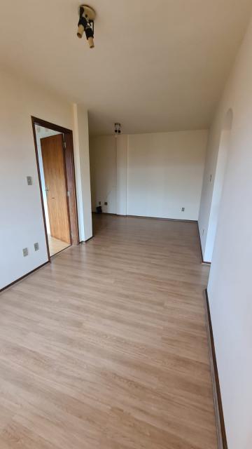 Alugar Apartamento / Padrão em Ponta Grossa. apenas R$ 270.000,00