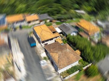 Alugar Casa / Padrão em Ponta Grossa. apenas R$ 1.400,00