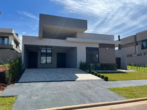 Alugar Casa / Condomínio em Ponta Grossa. apenas R$ 930.000,00