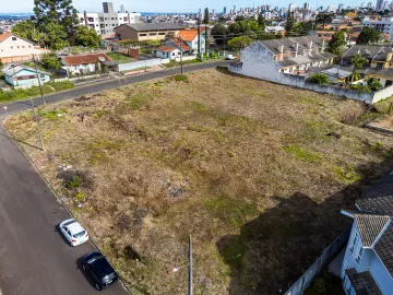 Alugar Terreno / Padrão em Ponta Grossa. apenas R$ 4.000,00