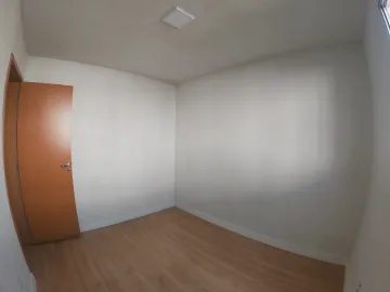 Apartamento térreo em Uvaranas - Residencial Parque Purunã