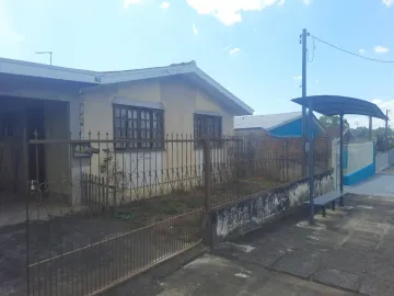 Casa em Uvaranas na Vila Dal' Col