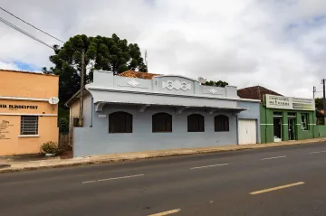 Casa Comercial na Av. Carlos Cavalcanti!