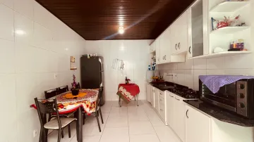 imagem 4 - Casa térrea em Uvaranas com terreno espaçoso imagem 4 - Casa térrea em Uvaranas com terreno espaçoso