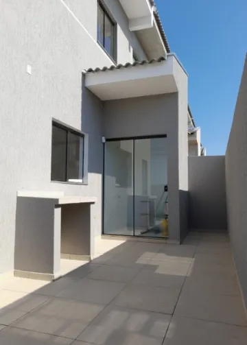 Sobrado à venda Vila Marina em Uvaranas