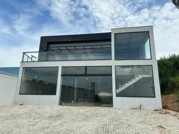 Alugar Comercial / Loja em Ponta Grossa. apenas R$ 18.000,00