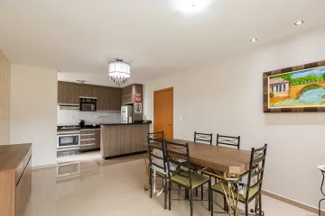 Apartamento com excelente localização no Jardim Carvalho.