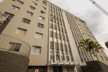 Alugar Apartamento / Padrão em Ponta Grossa. apenas R$ 360.000,00