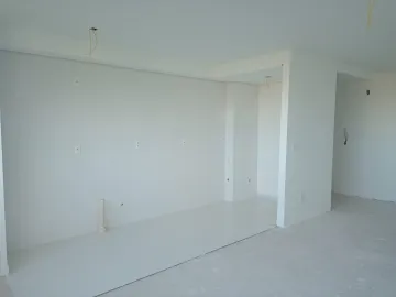 Apartamento novo, 2 quartos, com 3 vagas de garagem