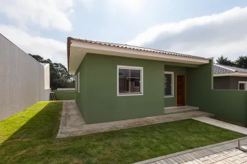 residência nova com 3 quartos e espaço de terreno