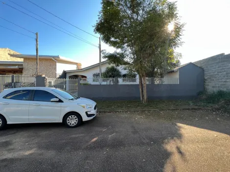 Casa em Uvaranas