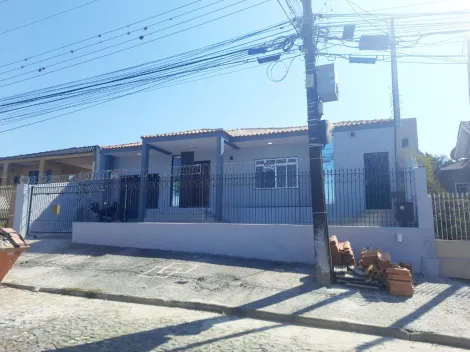 Alugar Casa / Padrão em Ponta Grossa. apenas R$ 830.000,00