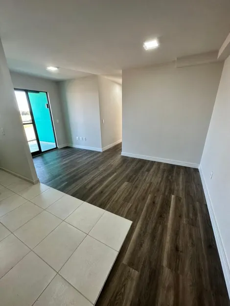 Apartamento Vista Santa Paula! três quartos sendo uma suíte de duas vagas de garagem.