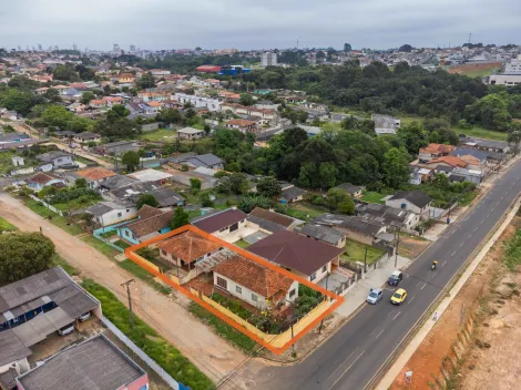 Ótimo terreno de esquina com grande potencial comercial