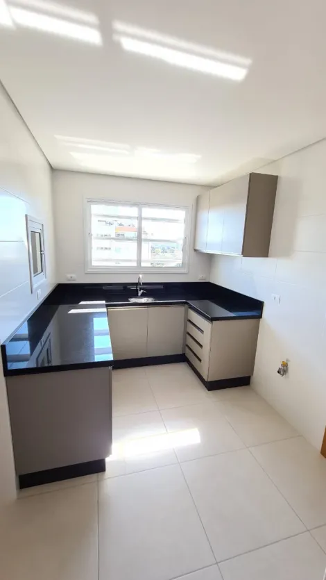 Alugar Apartamento / Padrão em Ponta Grossa. apenas R$ 740.000,00