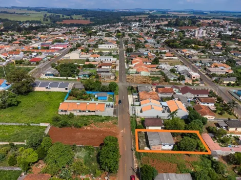 Alugar Casa / Padrão em Ponta Grossa. apenas R$ 200.000,00