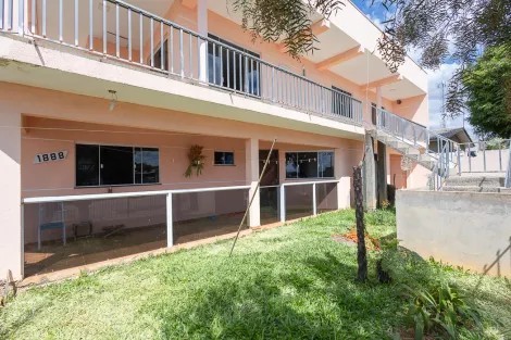 Alugar Casa / Padrão em Ponta Grossa. apenas R$ 720.000,00