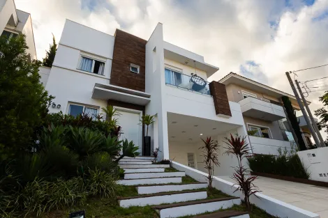 Alugar Casa / Condomínio em Ponta Grossa. apenas R$ 1.780.000,00
