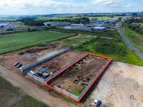 imagem 1 - Barracão em fase de construção sentido Carambeí imagem 1 - Barracão em fase de construção sentido Carambeí